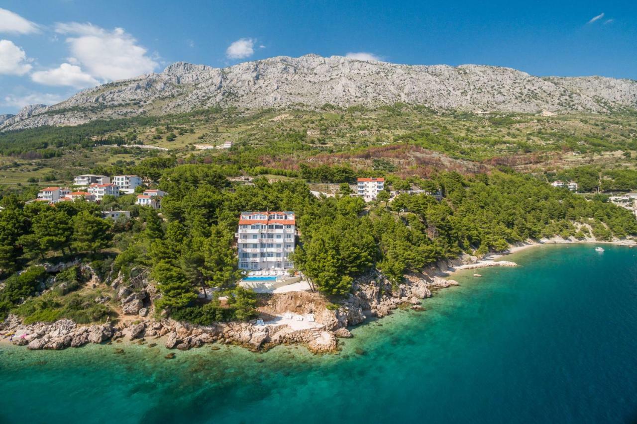 Villa Charlotte Omiš Eksteriør bilde